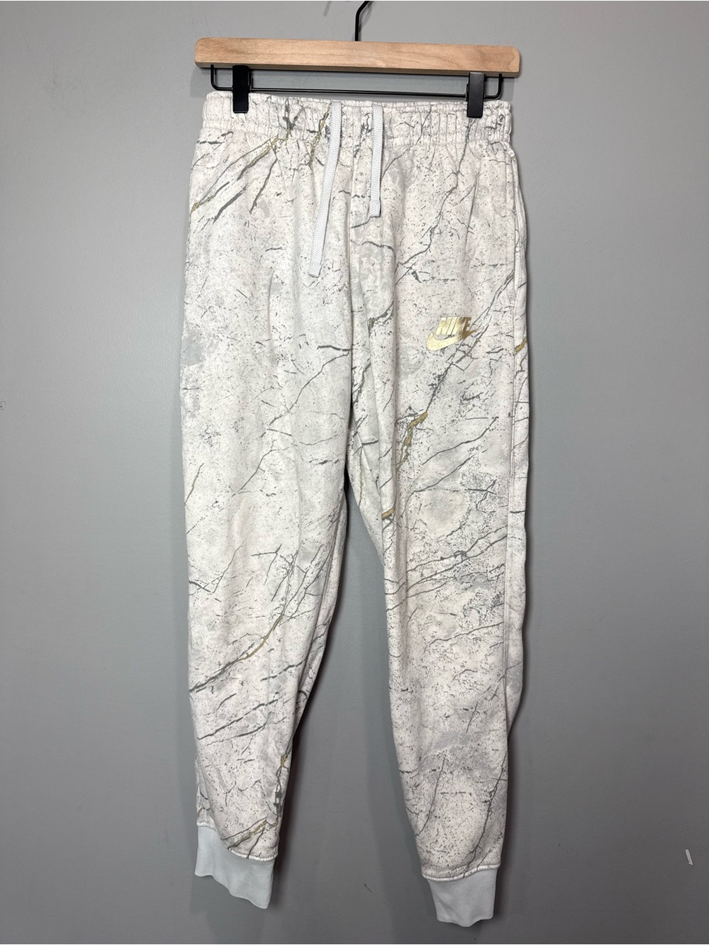 Nike Sportswear Marble Print Jogger Sweatpants Gold Logo Small‎